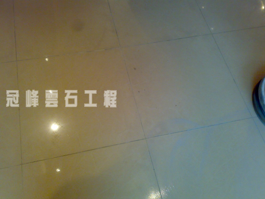 蔚藍灣畔拋光磚翻新處理 - 冠峰雲石工程實例 - 第4張 圖片 - 2011年03月19日 - hksummit.com