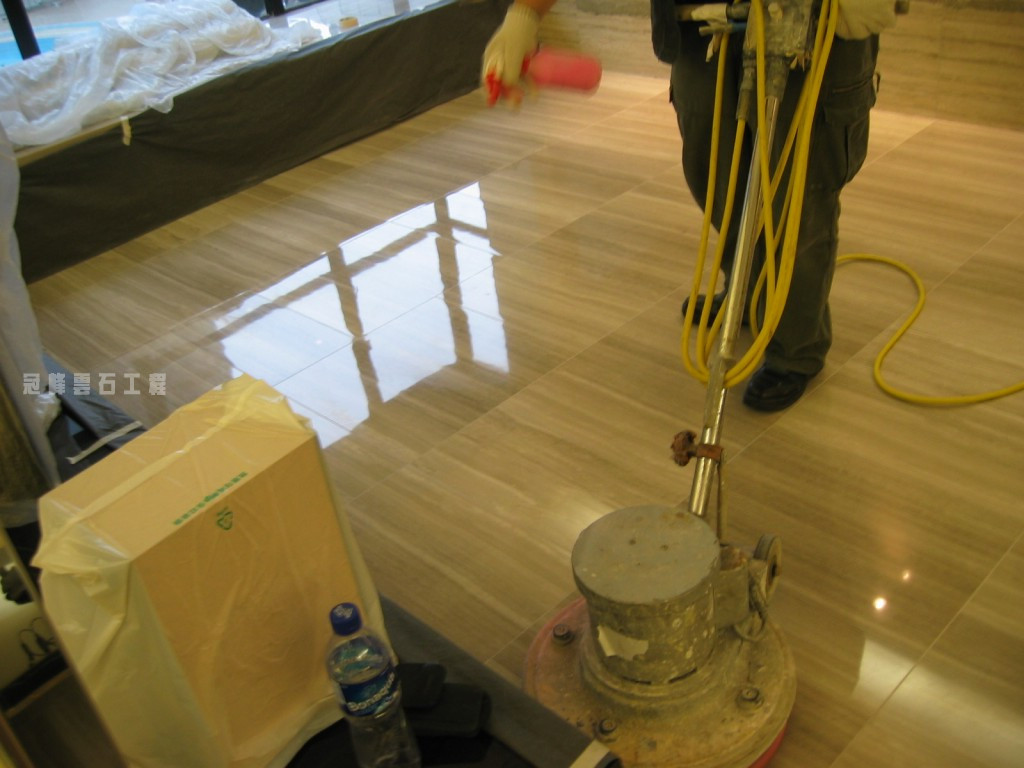 干德道33 - 冠峰雲石工程實例 - 第4張 圖片 - 2009年06月03日 - hksummit.com