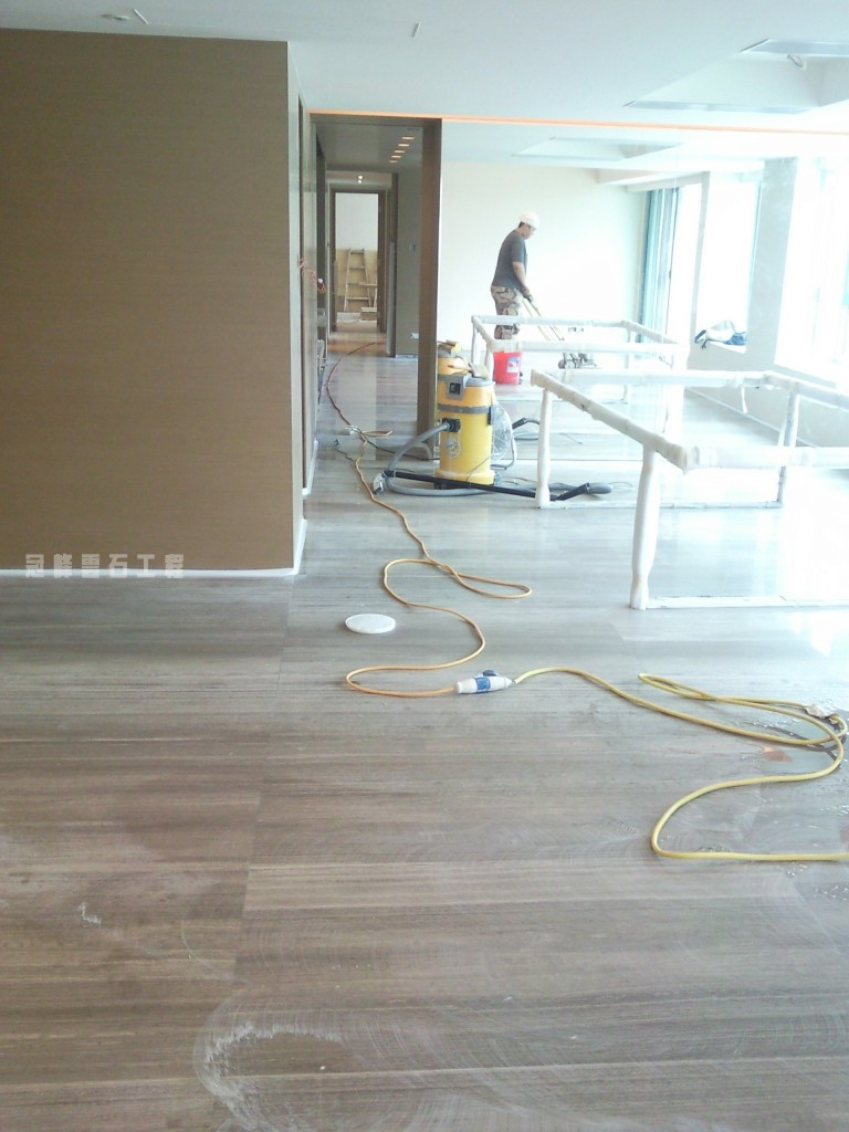 君臨天下 - 冠峰雲石工程實例 #7 圖片 - 2009年10月03日 - hksummit.com