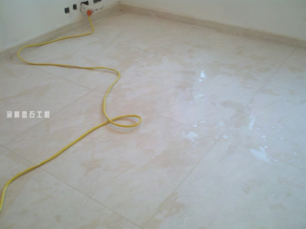 擎天半島 雲石深層打磨翻新 - 冠峰雲石工程實例 - 第4張 圖片 - 2010年12月24日 - hksummit.com