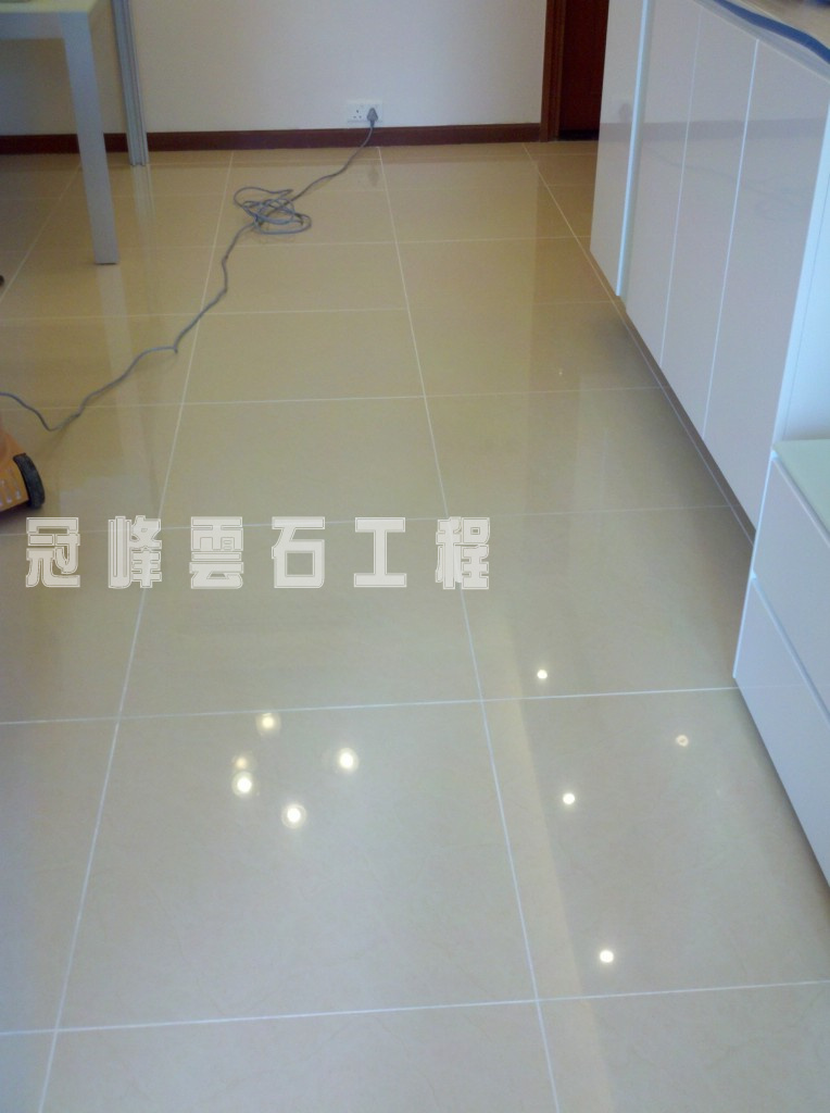 蔚藍灣畔拋光磚翻新 - 冠峰雲石工程實例 #8 圖片 - 2011年03月23日 - hksummit.com