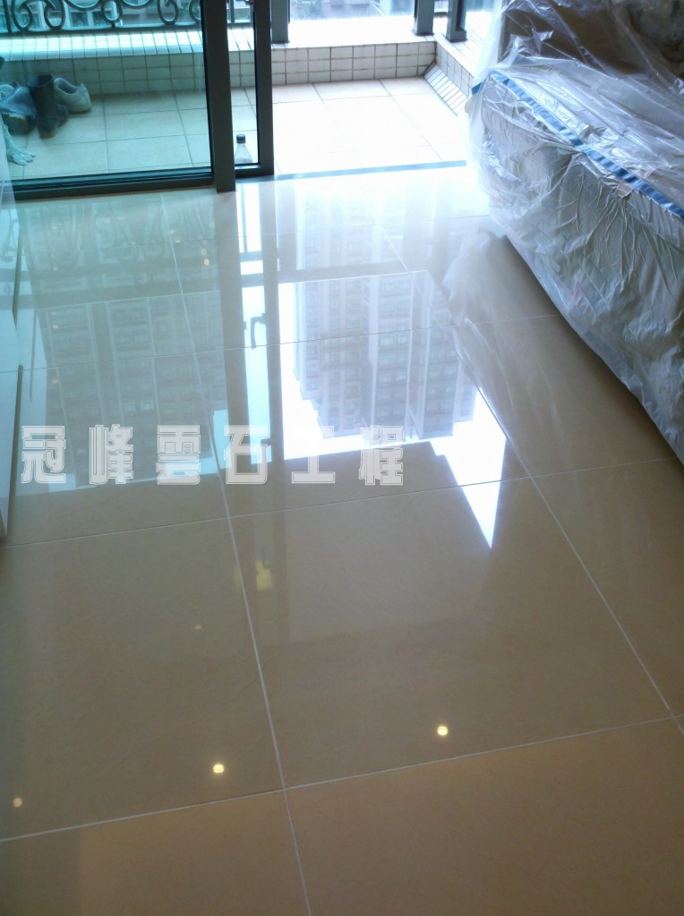 蔚藍灣畔拋光磚翻新 - 冠峰雲石工程實例 #9 圖片 - 2011年03月23日 - hksummit.com