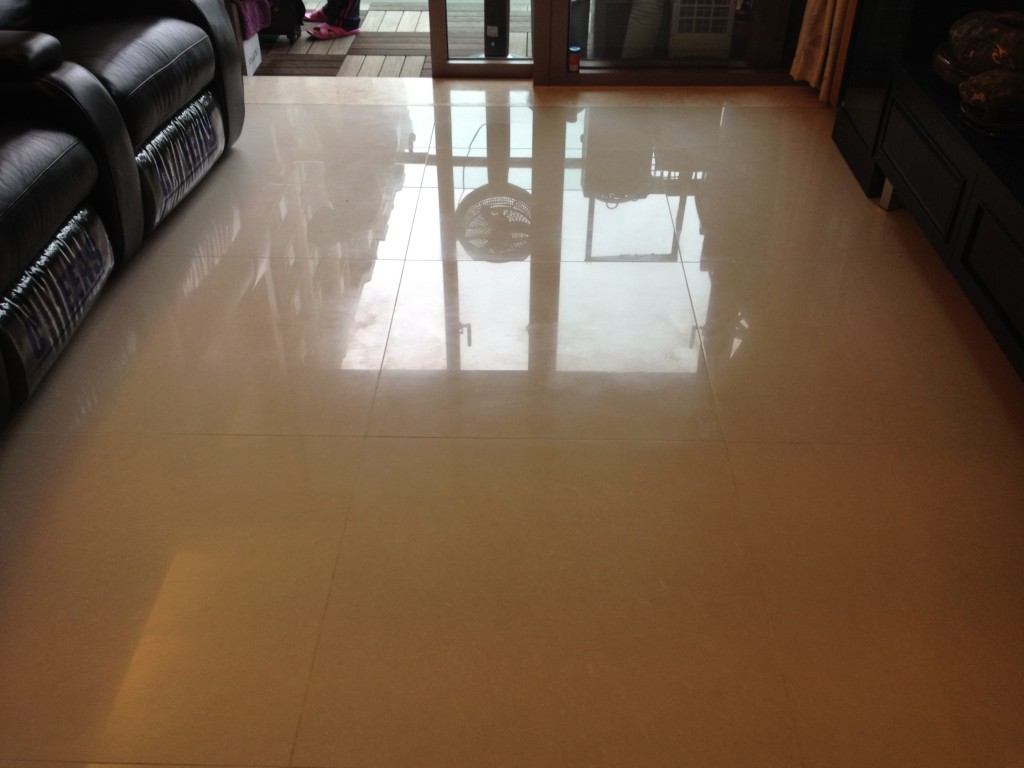 半山壹號 拋光磚翻新 - 冠峰雲石工程實例 - 第1張 圖片 - 2012年03月14日 - hksummit.com