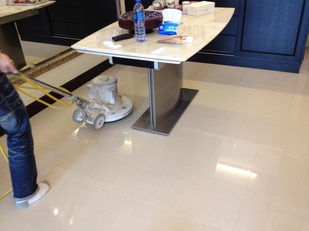 半山壹號 拋光磚翻新 - 冠峰雲石工程實例 - 第7張 圖片 - 2012年03月14日 - hksummit.com