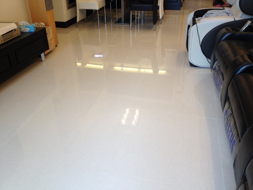 半山壹號 拋光磚翻新 - 冠峰雲石工程實例 - 第8張 圖片 - 2012年03月14日 - hksummit.com