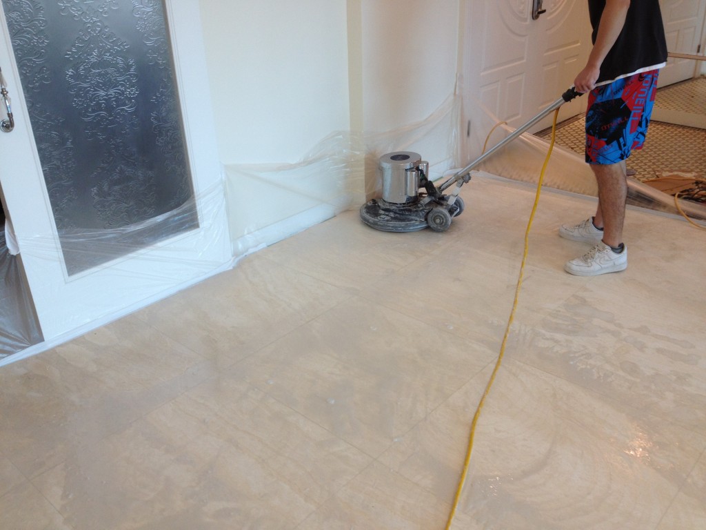 大埔翡翠花園 白吼雲石打磨翻新 - 冠峰雲石工程實例 - 第4張 圖片 - 2012年07月19日 - hksummit.com