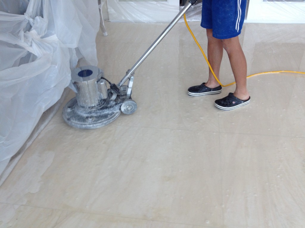 大埔翡翠花園 白吼雲石打磨翻新 - 冠峰雲石工程實例 - 第5張 圖片 - 2012年07月19日 - hksummit.com