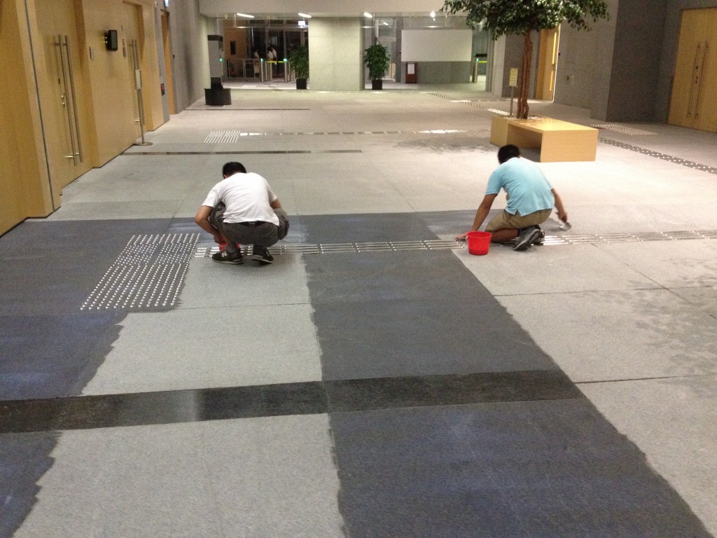 政府總部 麻石防污處理 - 冠峰雲石工程實例 - 第11張 圖片 - 2012年10月01日 - hksummit.com