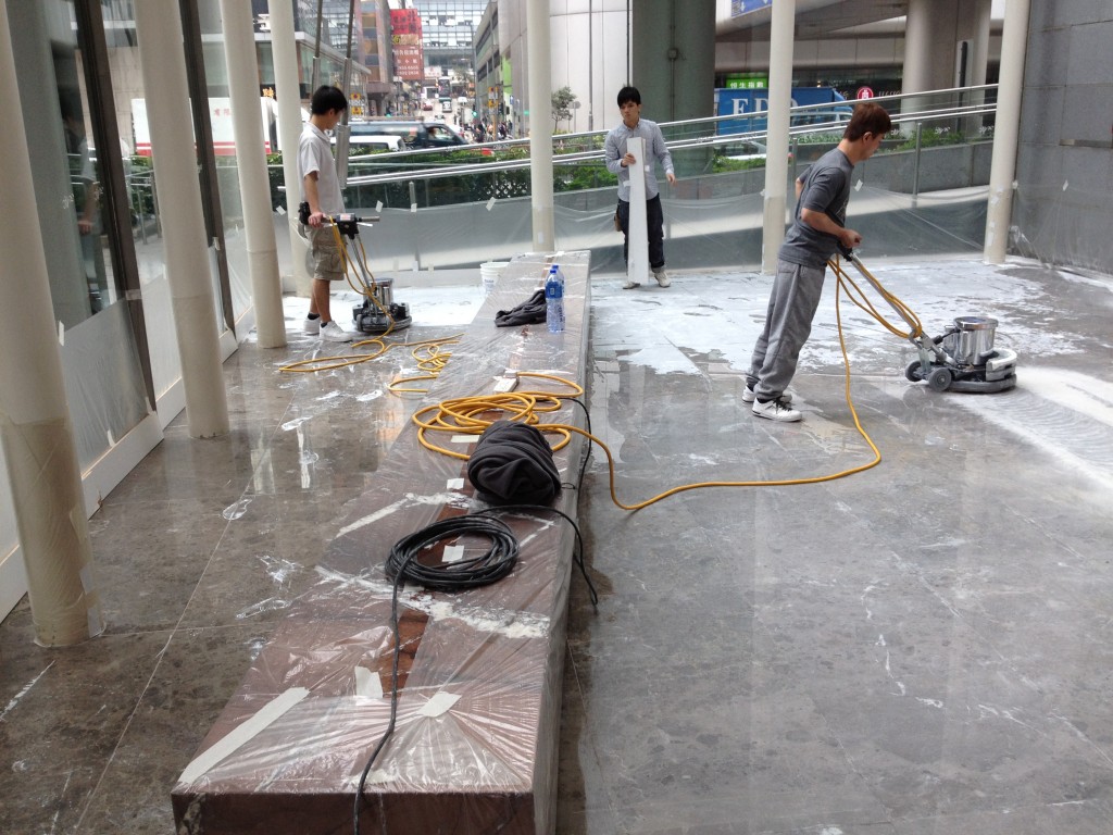 IFC ONE  雲石無縫打磨 - 冠峰雲石工程實例 - 第23張 圖片 - 2012年10月01日 - hksummit.com