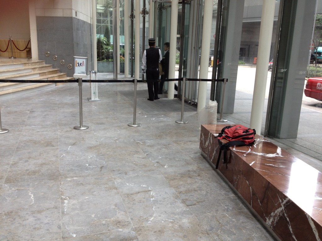 IFC ONE  雲石無縫打磨 - 冠峰雲石工程實例 - 第27張 圖片 - 2012年10月01日 - hksummit.com