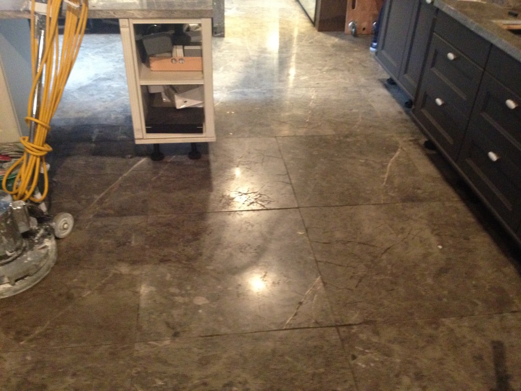 海港商場 雲石翻新 - 冠峰雲石工程實例 - 第2張 圖片 - 2012年10月01日 - hksummit.com