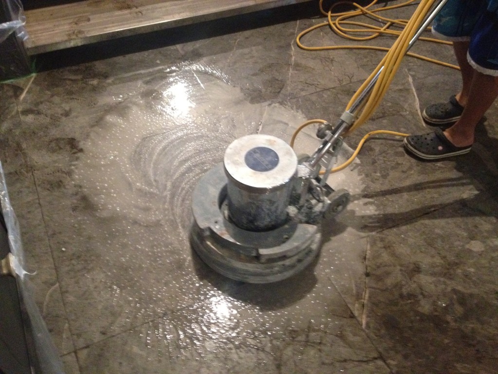 海港商場 雲石翻新 - 冠峰雲石工程實例 - 第3張 圖片 - 2012年10月01日 - hksummit.com