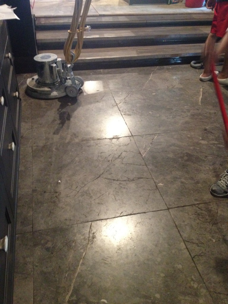 海港商場 雲石翻新 - 冠峰雲石工程實例 - 第1張 圖片 - 2012年10月01日 - hksummit.com