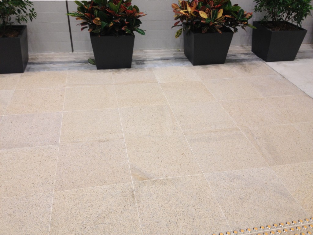 浸會大學  麻石清洗 - 冠峰雲石工程實例 - 第14張 圖片 - 2012年12月17日 - hksummit.com