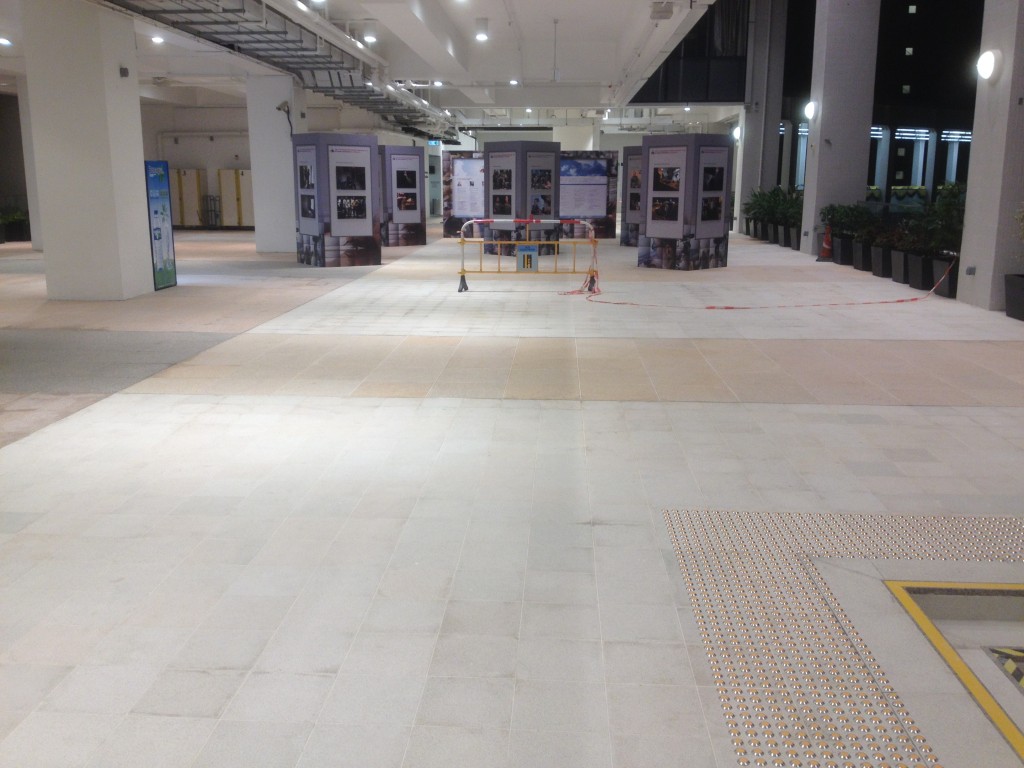 浸會大學  麻石清洗 - 冠峰雲石工程實例 - 第15張 圖片 - 2012年12月17日 - hksummit.com