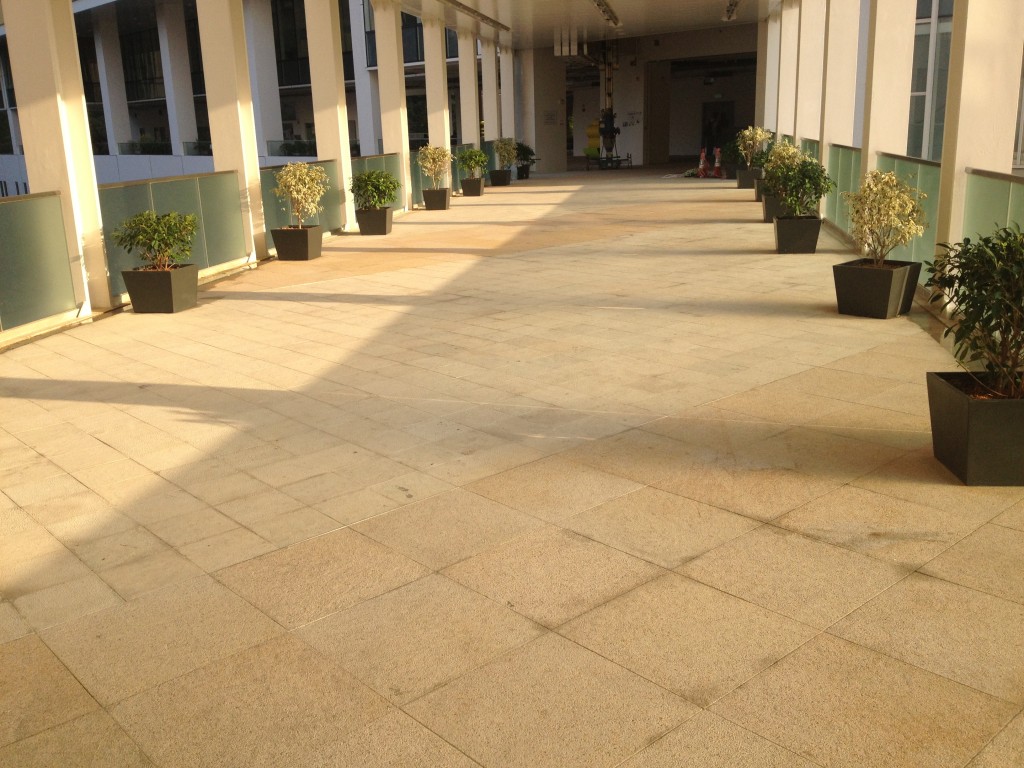 浸會大學  麻石清洗 - 冠峰雲石工程實例 - 第9張 圖片 - 2012年12月17日 - hksummit.com