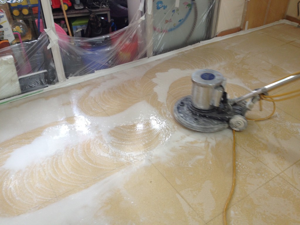 金龍臺 石英石深層打磨翻新 - 冠峰雲石工程實例 - 第6張 圖片 - 2013年07月03日 - hksummit.com