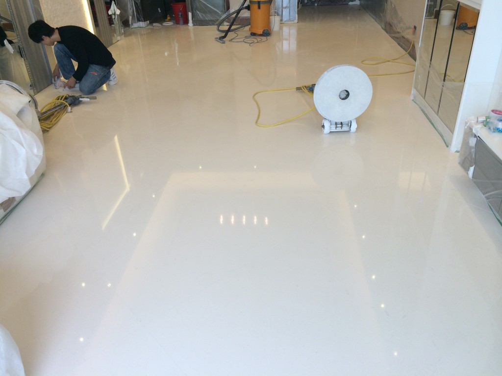 逸瓏 白沙石翻新 - 冠峰雲石工程實例 - 第6張 圖片 - 2014年01月15日 - hksummit.com