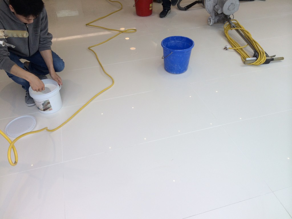 康樂園 高溫磚翻新 - 冠峰雲石工程實例 - 第5張 圖片 - 2014年03月11日 - hksummit.com