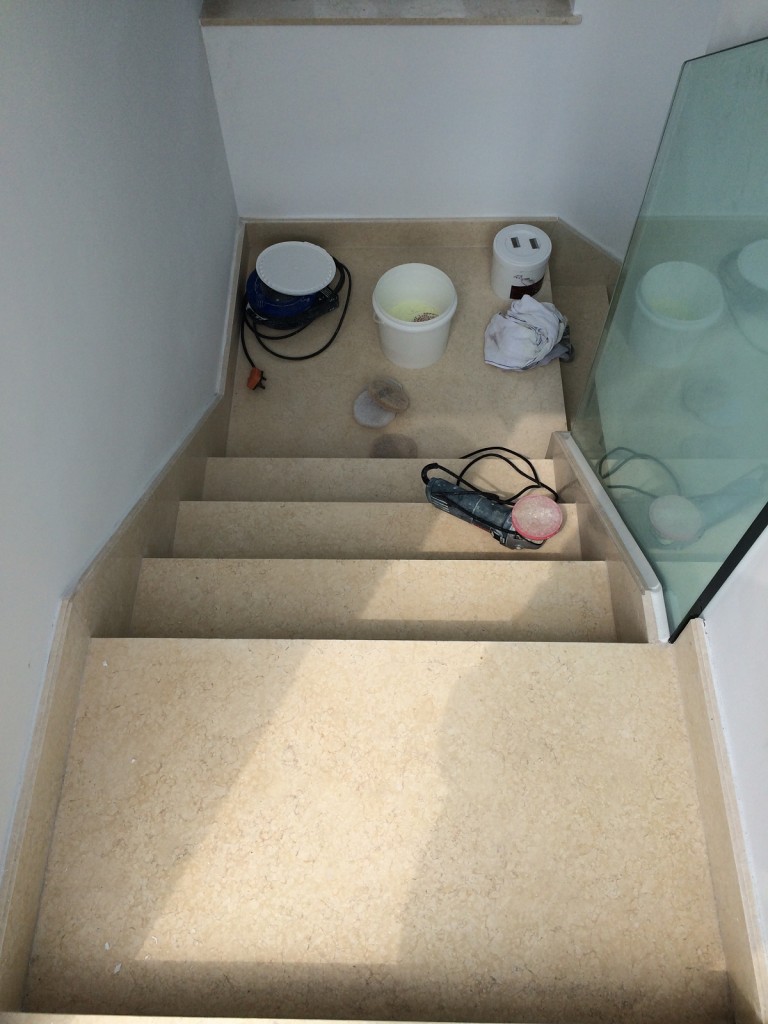 偉賢薈 雲石翻新 - 冠峰雲石工程實例 - 第2張 圖片 - 2014年04月27日 - hksummit.com