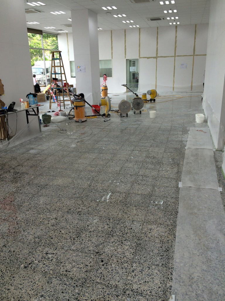 Hino 車行 人造石翻新 - 冠峰雲石工程實例 - 第10張 圖片 - 2015年07月19日 - hksummit.com