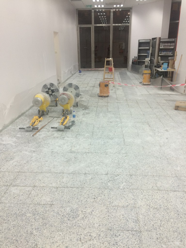 Hino 車行 人造石翻新 - 冠峰雲石工程實例 - 第9張 圖片 - 2015年07月19日 - hksummit.com