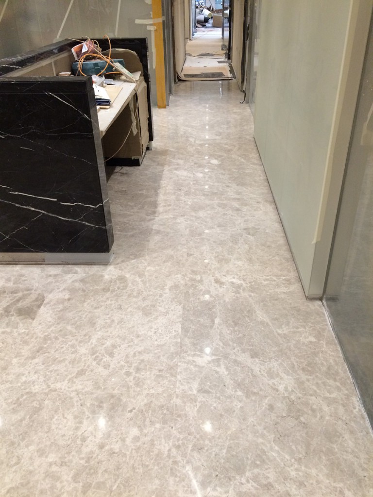 交易廣場 雲石無縫打磨 - 冠峰雲石工程實例 - 第9張 圖片 - 2015年07月19日 - hksummit.com