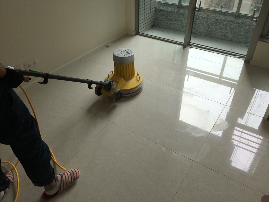 環宇海灣 拋光磚打磨翻新工程 - 冠峰雲石工程實例 - 第12張 圖片 - 2015年09月09日 - hksummit.com