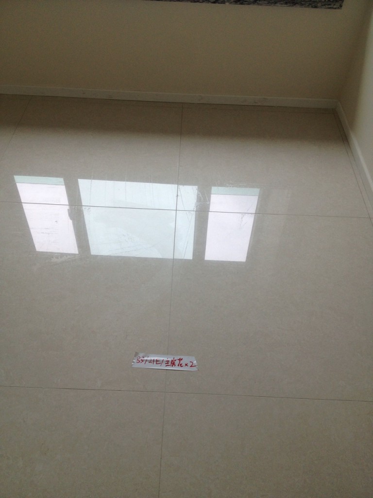 環宇海灣 拋光磚打磨翻新工程 - 冠峰雲石工程實例 - 第7張 圖片 - 2015年09月09日 - hksummit.com