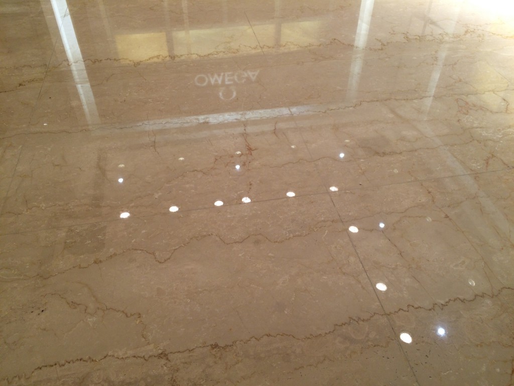 Omega 錶店 雲石翻新 - 冠峰雲石工程實例 - 第9張 圖片 - 2015年10月11日 - hksummit.com