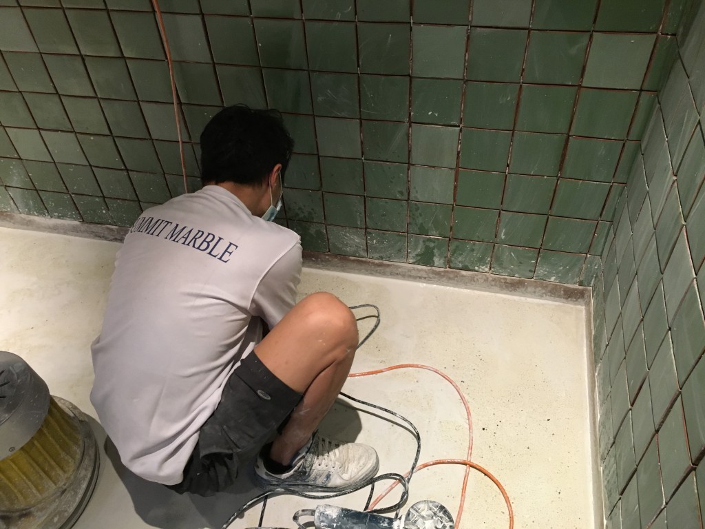 置地廣場 石米地台打磨 - 冠峰雲石工程實例 - 第6張 圖片 - 2015年12月20日 - hksummit.com