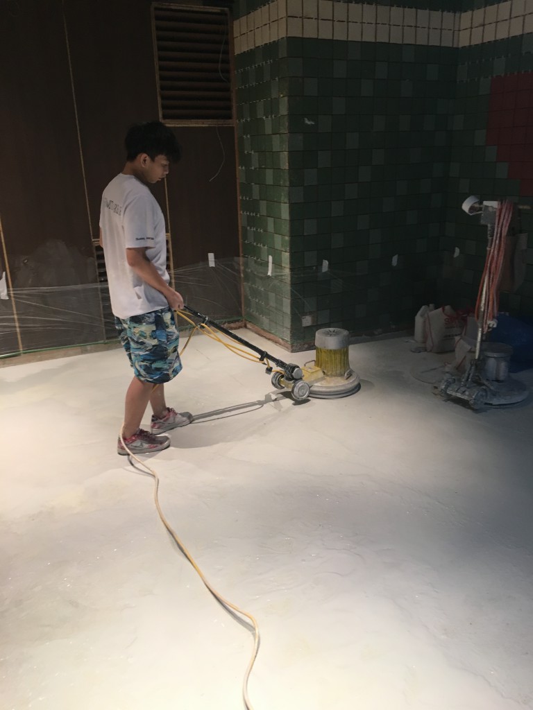 置地廣場 石米地台打磨 - 冠峰雲石工程實例 - 第8張 圖片 - 2015年12月20日 - hksummit.com