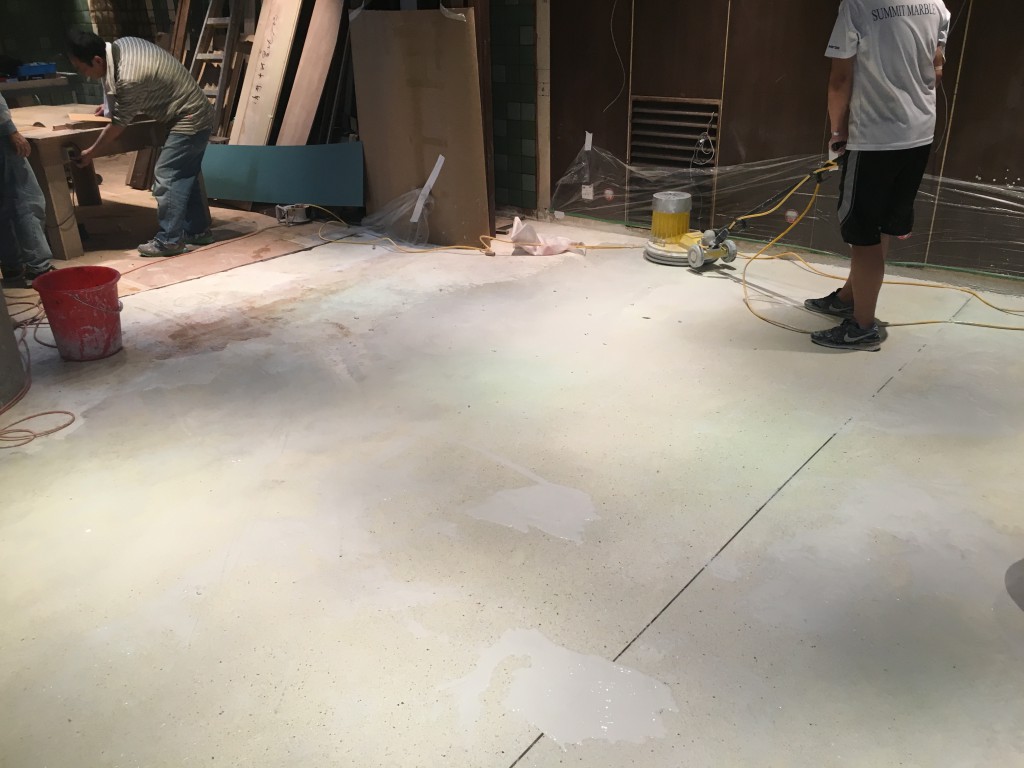 置地廣場 石米地台打磨 - 冠峰雲石工程實例 - 第9張 圖片 - 2015年12月20日 - hksummit.com