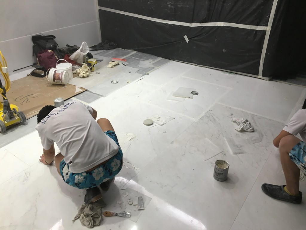 港島東中心 雲石無縫打磨 - 冠峰雲石工程實例 - 第1張 圖片 - 2016年02月06日 - hksummit.com