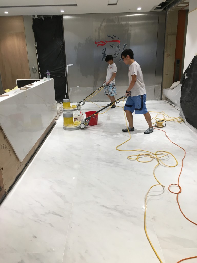 港島東中心 雲石無縫打磨 - 冠峰雲石工程實例 - 第3張 圖片 - 2016年02月06日 - hksummit.com