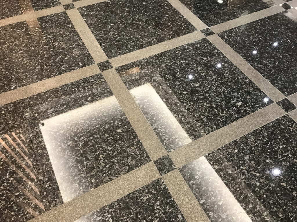 僑苑 麻石翻新 - 冠峰雲石工程實例 - 第9張 圖片 - 2017年01月24日 - hksummit.com