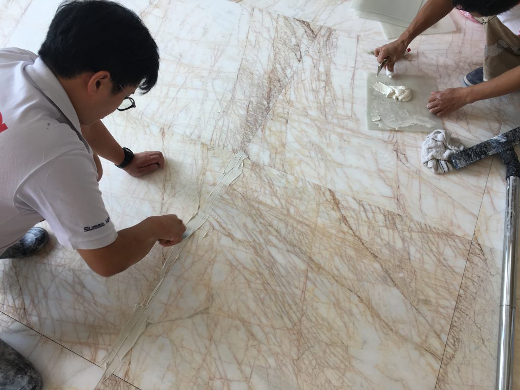 玖瓏山 雲石無縫打磨 - 冠峰雲石工程實例 - 第3張 圖片 - 2017年02月17日 - hksummit.com