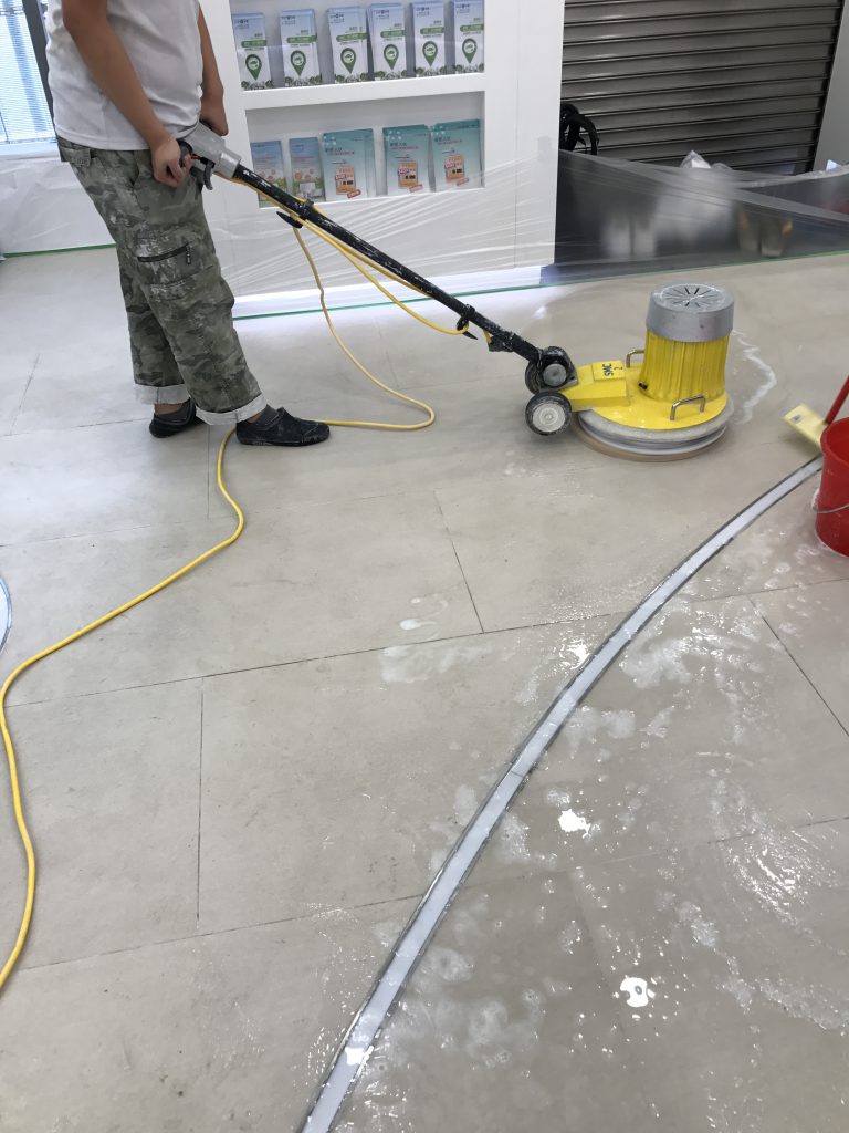 元朗中電 高溫磚翻新 - 冠峰雲石工程實例 - 第3張 圖片 - 2017年04月23日 - hksummit.com