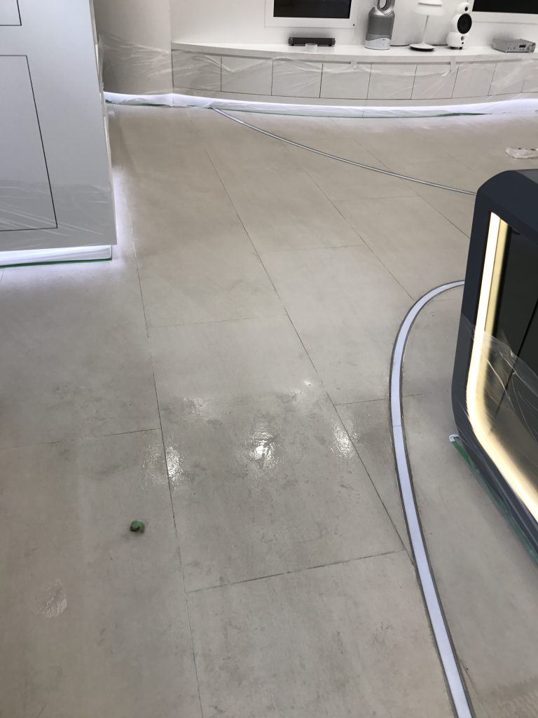 元朗中電 高溫磚翻新 - 冠峰雲石工程實例 - 第4張 圖片 - 2017年04月23日 - hksummit.com