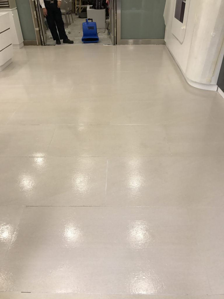 元朗中電 高溫磚翻新 - 冠峰雲石工程實例 - 第7張 圖片 - 2017年04月23日 - hksummit.com