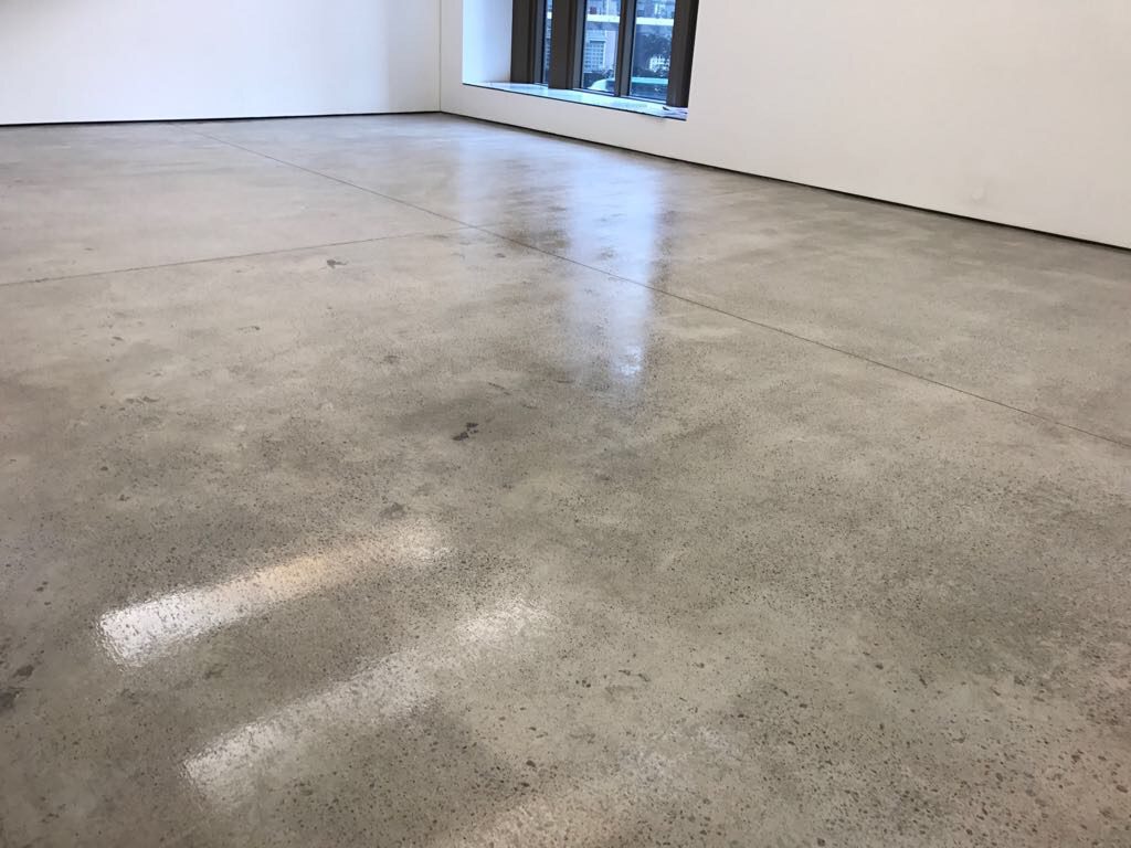 中環畫廊 水泥地翻新 - 冠峰雲石工程實例 - 第8張 圖片 - 2017年04月23日 - hksummit.com