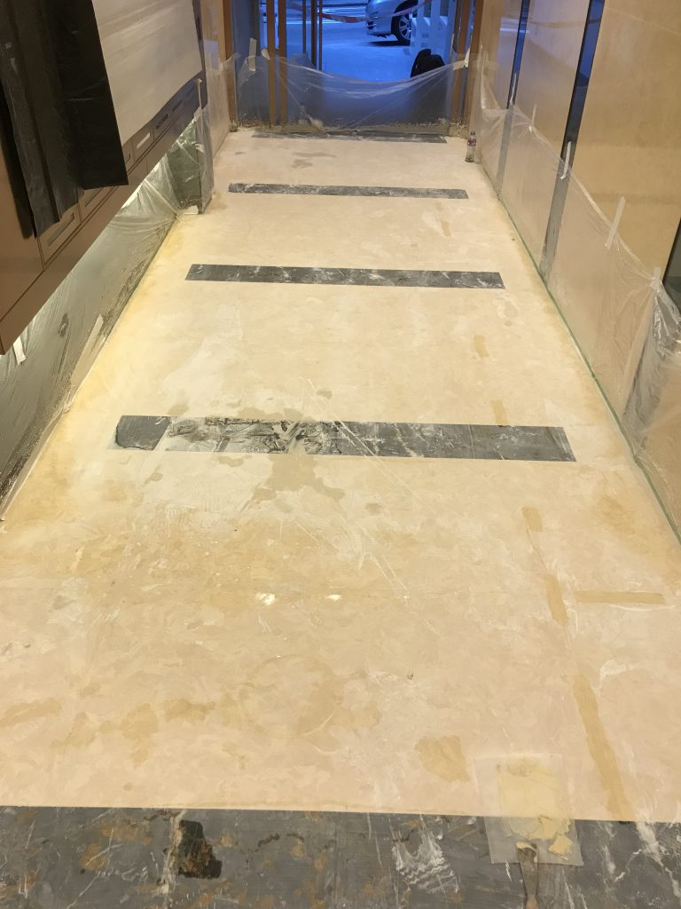 堅道 無縫雲石打磨 - 冠峰雲石工程實例 - 第4張 圖片 - 2018年05月05日 - hksummit.com