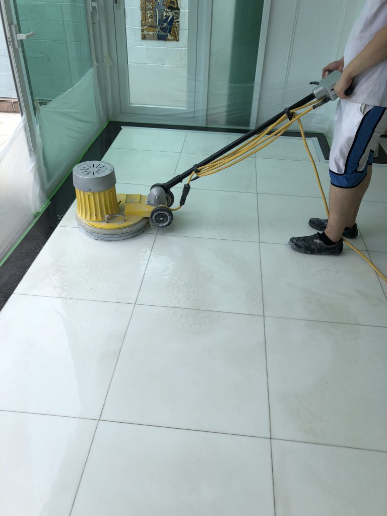 匡湖居 雲石翻新 - 冠峰雲石工程實例 - 第3張 圖片 - 2018年07月22日 - hksummit.com