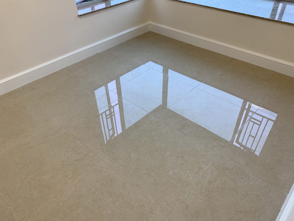 名城 拋光磚翻新 - 冠峰雲石工程實例 #12 圖片 - 2020年10月01日 - hksummit.com