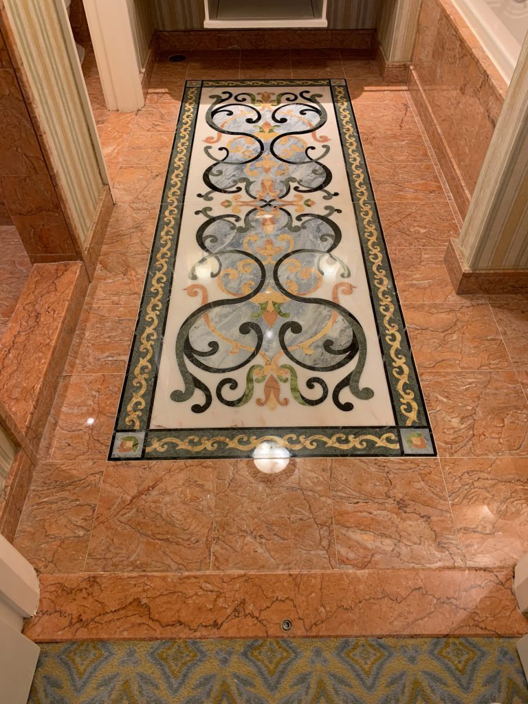 迪士尼樂園酒店 雲石翻新工程 - 冠峰雲石工程實例 #8 圖片 - 2021年05月17日 - hksummit.com