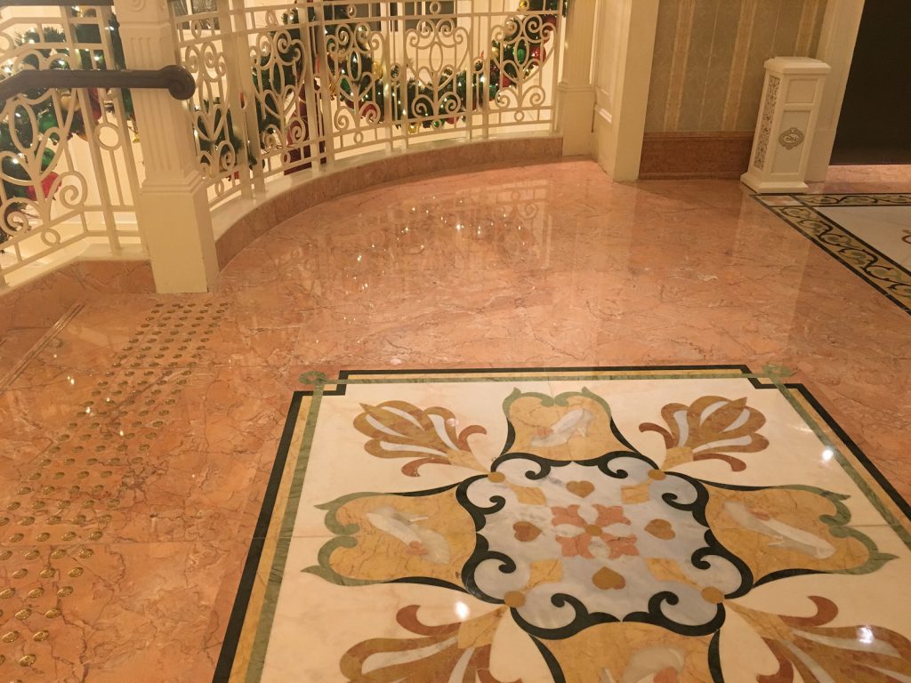 迪士尼樂園酒店 雲石翻新工程 - 冠峰雲石工程實例 #12 圖片 - 2021年05月22日 - hksummit.com