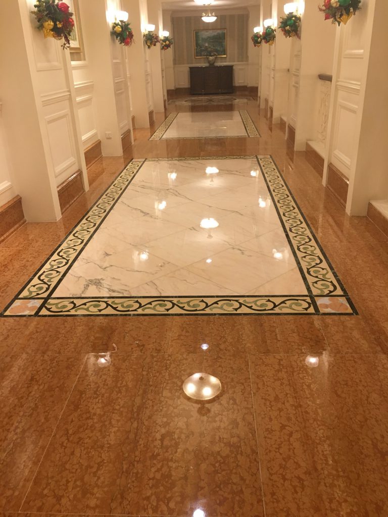 迪士尼樂園酒店 雲石翻新工程 - 冠峰雲石工程實例 #13 圖片 - 2021年05月22日 - hksummit.com