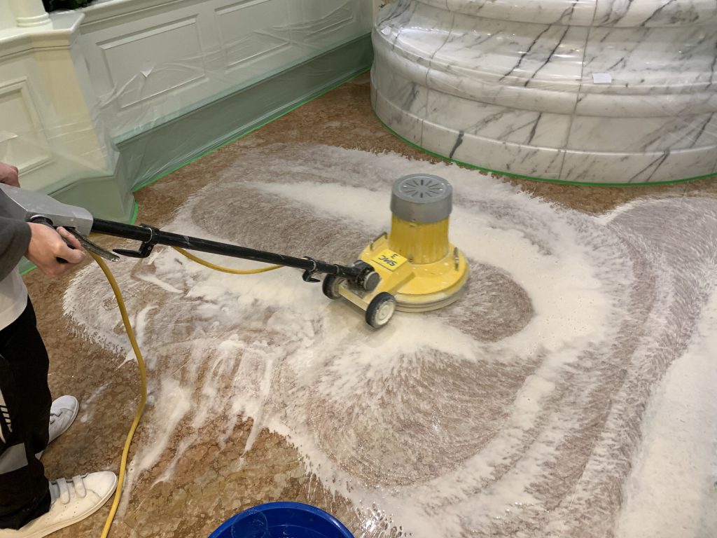 迪士尼樂園酒店 雲石翻新工程 - 冠峰雲石工程實例 #17 圖片 - 2021年05月22日 - hksummit.com