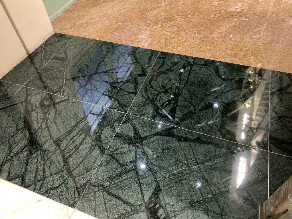 迪士尼樂園酒店 雲石翻新工程 - 冠峰雲石工程實例 #18 圖片 - 2021年05月22日 - hksummit.com