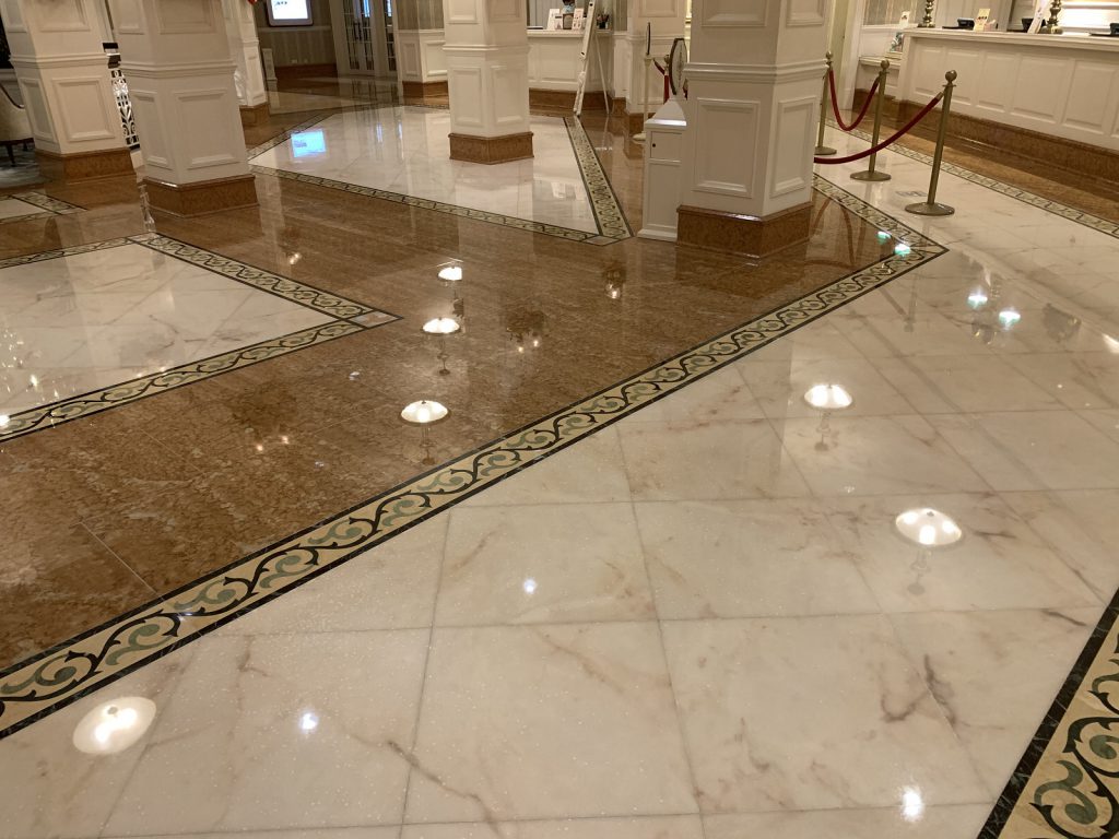 迪士尼樂園酒店 雲石翻新工程 - 冠峰雲石工程實例 #49 圖片 - 2021年05月22日 - hksummit.com